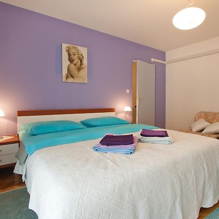 Apartments Neda 포레치 외부 사진